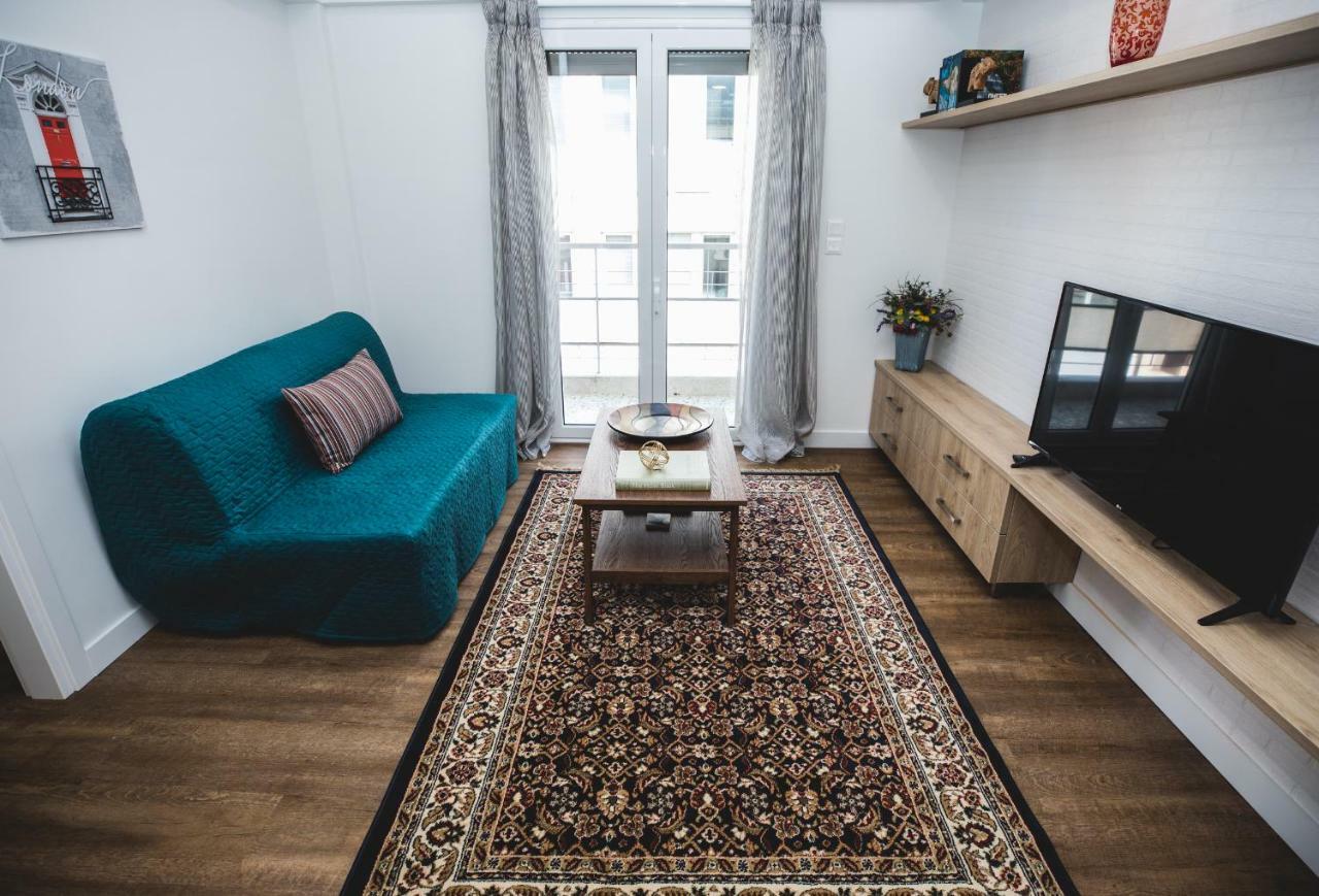 Ziva Apartment - 4Th Floor - Renovated 2019 เอเธนส์ ภายนอก รูปภาพ